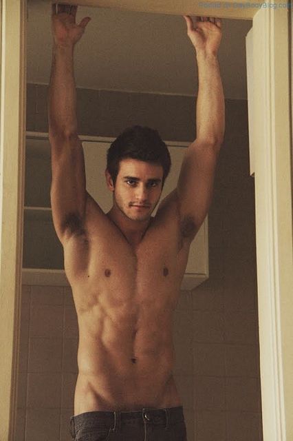 Today I’m In Love With Muriel Vilela | Gay Body | Daily Dudes @ Dude Dump